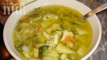 Картофена супа с грах и броколи