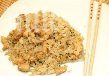 Ориз с къри и зелен лук