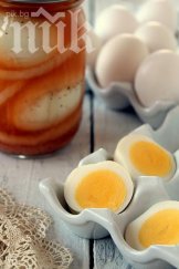Мариновани яйца с млечен сос