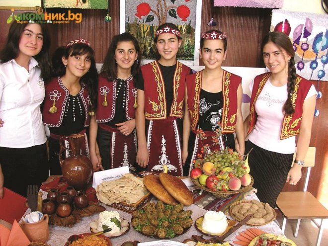 Арменската кухня съчетава ориенталски вкус с древни традиции