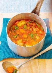 Зеленчукова супа с бекон