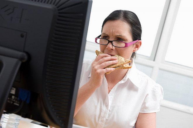 Как да се храним по-здравословно в офиса