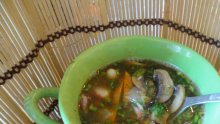Бобена супа с гъби и бекон