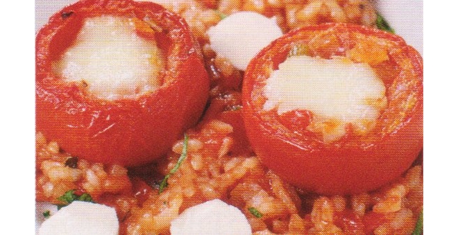 Пълнени домати с ориз и кайма

