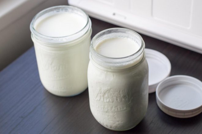 Как се прави домашно кисело мляко?