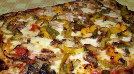 Пица с печени зеленчуци
