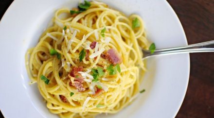 Спагети с яйца