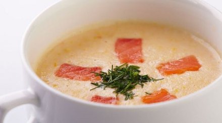 Картофена крем супа със сьомга 
